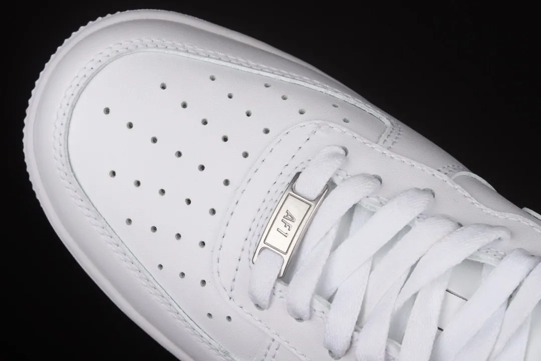 All categories Nk Air Force 1 Air Force series Nk Air Force 1 Low Air Force low-top Y version Nike Air Force 1'07 Low Air Force 1 low-top casual sneakers CW2288-111